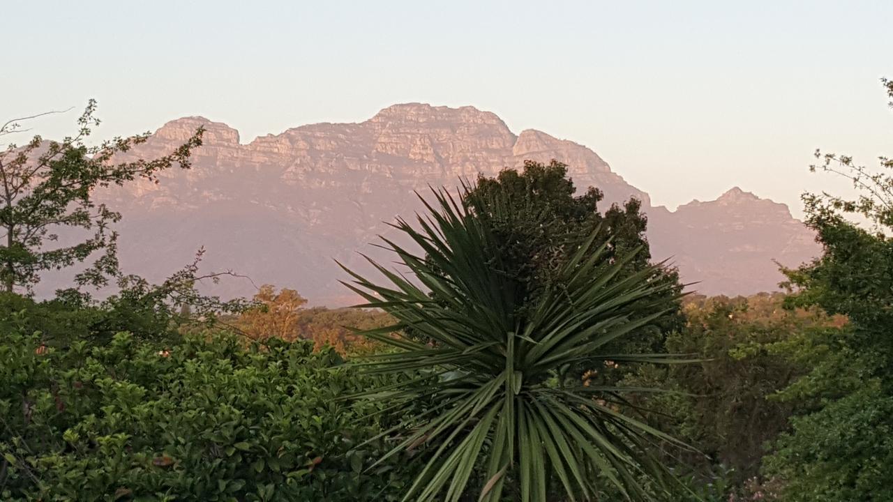 Edelweiss Bed&Breakfast Stellenbosch Exterior foto